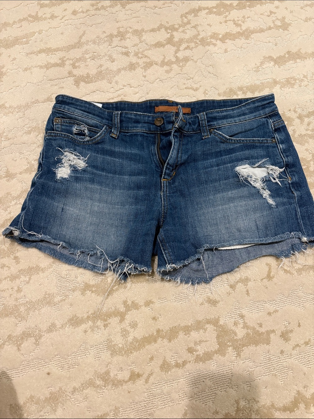 Joes jeans “the Ozzie” Distressed Women’s Denim Shorts in Dark Blue